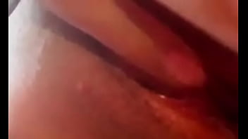 Mi Zorra Me Manda Un Video Caliente Masturbándose Y Pidiendo Verga