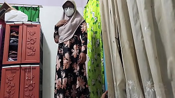 Guru Panas Melihat Muridnya Lagi Asyik Masturbasi, Lalu Diajak Bercinta Sampai Puas.