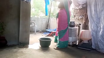 Tante India Ganas, Video Mesum Yang Bikin Ngeces