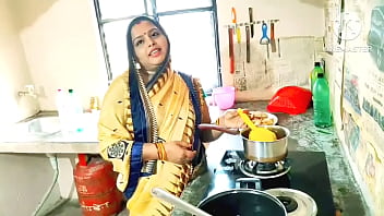 Desi Bhabhi Yang Panas Lagi Nafsu, Siap Memuaskan Hasrat Sampai Puas