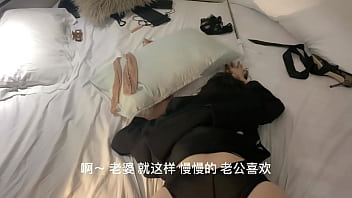 出差老公快回家,老婆在家用骚浪asmr语音自慰等你操