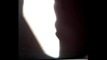 Bayangan Erotis Yang Menggoda