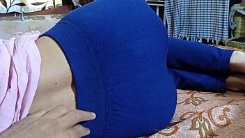 Adik Tiri India Manis Dihardiki Kakak Tiri, Adegan Mesra Close Up Dengan Audio Hindi Jernih, Video Seks Desi Panas