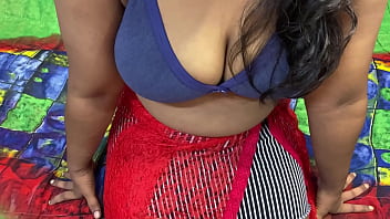 Mertua Tiri Ganas Digilir Hingga Ranjangnya Basah, Video Mesum India Dengan Suara Senggama Menggoda