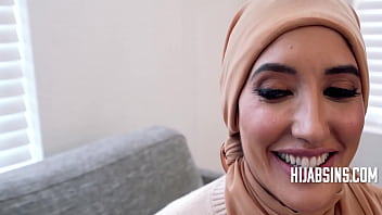 Menghancurkan Batas Budaya Dengan Setiap Gerakan Yang Menggairahkan