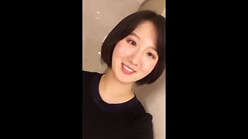 Dorrit Yaqi Dari China Memompa Keras Dildo Kontol