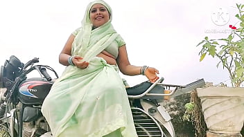 Desi Bhabhi Padosan Yang Panas Digoyang Habis-habisan Sama Pacar Ganteng