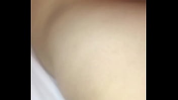 Jari-jari Merangsang Lubang Pantat Arab Irak Yang Menggairahkan