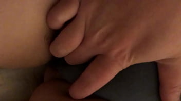 Jari Ku Merayap Masuk Ke Dalam Diriku!