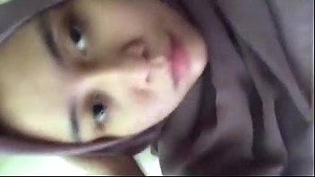 Jilbab Solo Menggoda: Karier Panas Di Balik Kerudung
