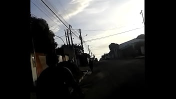 Lidi Yang Menggoda Dengan Langkah Seksi