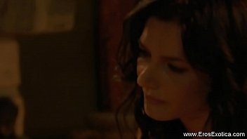 Pemeriksaan Prostat Sensual Bersama Milf India Yang Menggoda