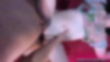 Guru Milf Seksi Menggoda Muridnya Yang Gagal Di Kelas Dengan Imbalan Spesial