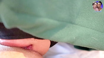 สาวไทยขี้เงี่ยนในชุดแม่บ้าน อยากโดนเย็ดหีจนน้ำไหล