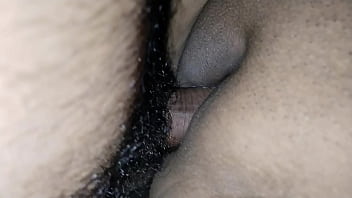 Pasangan India Bercinta Diam-diam Dengan Penuh Nafsu