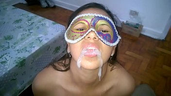 Chambinho E Ana Putinha – Que Puta Safada Engolindo Toda A Porra Na Boquinha