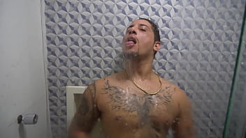 Momen Panas Bareng Kakak Tiri: Basah Dan Liar Digoyang Bbc Gede!