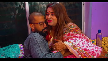 Istri Desi Seksi Menggoda Suami Dengan Rayuan Mesra Saat Bercinta Di Malam Anniversary