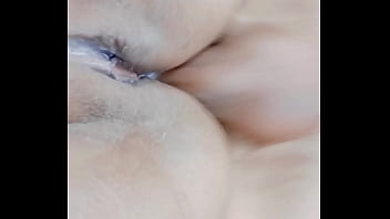 نيك الخرم القحبة مولعة تحب تتناك من طيزها و تسمع كلامها وصوتها