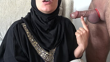 Nyonya Arab Prancis Di Marseille Yang Doyan Ditiduri Lelaki Lain