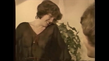 Fantasi Mesum Dengan Ibu Tiri Yang Menggoda Di Masa Lalu