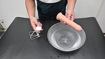 Uji Coba Dildo Dengan Remote Control Yang Bisa Ngecas, Getarannya Menggila, Plus Fitur Panas Yang Bikin Basah, Untuk Lihat Kualitas Pabrik China.