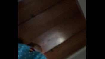 美国华裔小骚货被偷拍私密瞬间