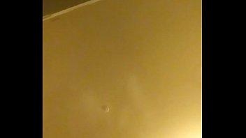 Miss Kelsee Menghisap Dengan Liar Lalu Membungkuk Di Bak Mandi Dan Meminta Kontol Menembus Memeknya Hingga Penuh Dengan Sperma