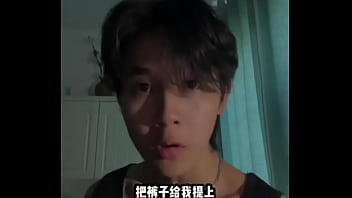 Pria Tiongkok Yang Selalu Siap Melayani Setiap Hari