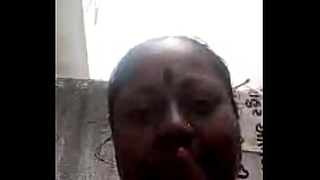 Ibu India Yang Menggoda Dan Penuh Gairah