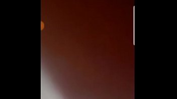 Istri Dan Suami Indonesia Saling Memuaskan Diri Lewat Video Call