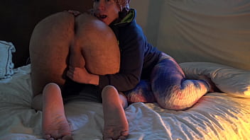 Istri Arab Yang Menggoda Berikan Rancangan Tangan Penuh Gairah Untuk Suami Inggrisnya