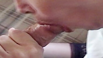 Momen Panas Ibu Ganas Yang Berbulu, Disaksikan Diam-diam, Ngentot Mulut, Main Jari, Klimaks Dan Muncrat