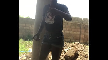 Si Jalang Gila Tak Bisa Tenang Saat Masak Untuk Keluarga