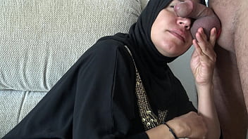 Istri Arab Selingkuh Dan Rayuan Ganas Anak Tirinya