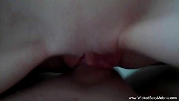 Anak Tirinya Membujuk Ibunya Untuk Diberi Penuh Di Dalam