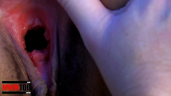 Gadis Arab Montok Karmen Diaz Digilir Habis-habisan Di Pantai