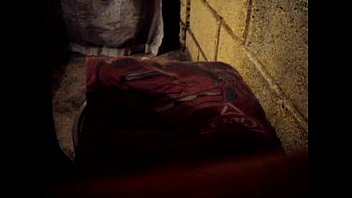 Dihototin Dari Belakang Pakai Mainan Sampai Meraung-raung…