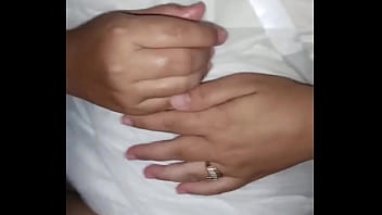 Saat-saat Panas Istri Tetangga Merengek Minta Dikocok Sampai Muncrat