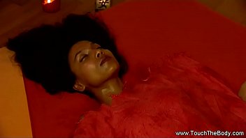 Pijat Yoni India Yang Menggairahkan Dan Penuh Kenikmatan