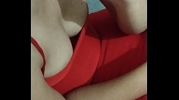 Remas Payudara Montok Bhabhi Desi Yang Menggairahkan