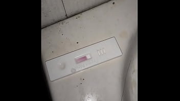 Langsung! Proses Lengkap Istri Tiriku Test Kehamilan Dengan Suara Menggoda