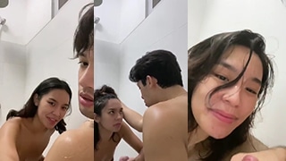 Muka Cantik Dibasahi Sperma Panas