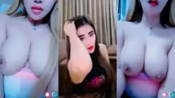 Tante Sasha Montok Dengan Payudara Besar Telanjang Menggoda