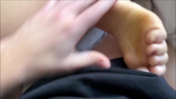 Menguji Kelembutan Kaki Dan Memek Adik Tiriku Yang Menggoda – Willow Ryder – Terapi Keluarga Panas – Alex Adams