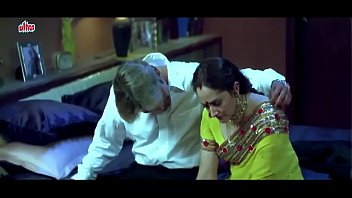 Bibir Ranum Tante India Yang Menggoda