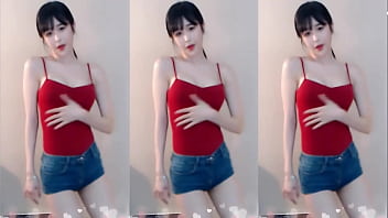 Cô Gái Trung Quốc Uốn éo Thân Hình Nóng Bỏng