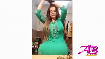 Panggilan Panas Imo Dari Hp: Video Mesum India Yang Lagi Viral