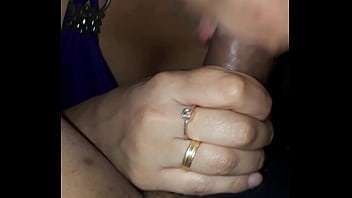 Istri Menggoyang Dengan Blowjob Yang Bikin Nafsu Membara