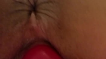 Alat Bantu Seks Pria Berbentuk Penis Khas Cina